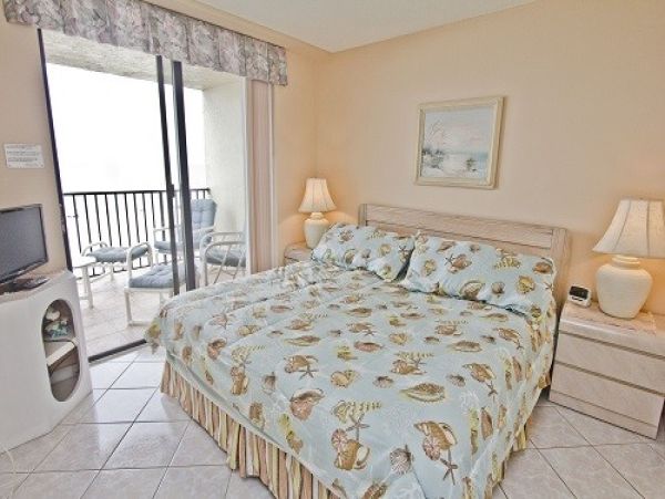 Marco Island 2 Bedroom Vacation Condo Value Priced Great Views