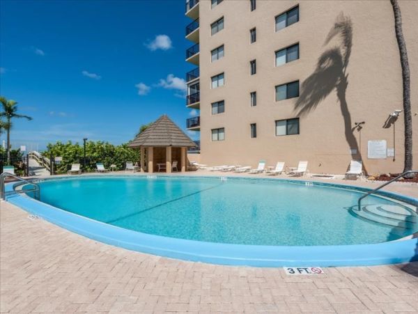 Marco Island 2 Bedroom Vacation Condo Value Priced Great Views