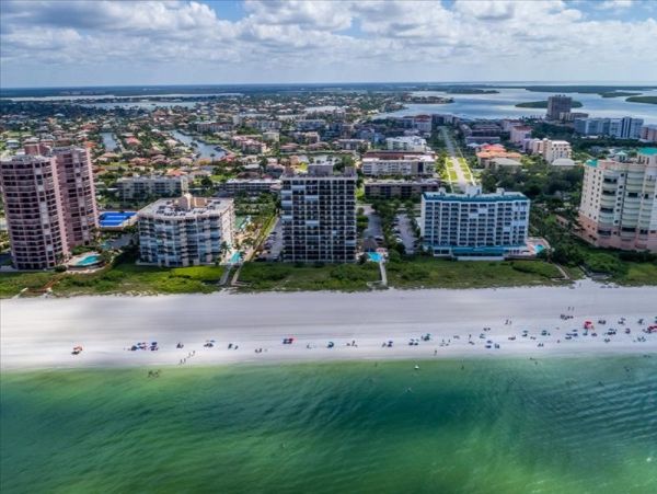 Marco Island 2 Bedroom Vacation Condo Value Priced Great Views