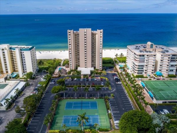 Marco Island 2 Bedroom Vacation Condo Value Priced Great Views