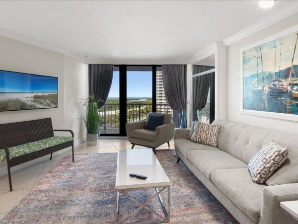 Marco Island Vacation Beach Condo Two Bedrooms Sleeps Four