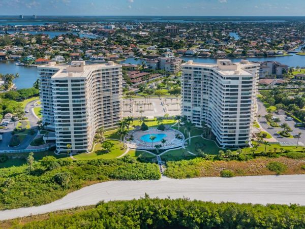 Marco Island Vacation Beach Condo Two Bedrooms Sleeps Four