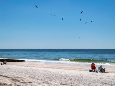 Holmes Beach Vacation Rental Condo Two Bedrooms Holmes Beach Vacation Rental Condo Two Bedrooms