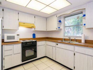 Holmes Beach Vacation Rental Condo Two Bedrooms Holmes Beach Vacation Rental Condo Two Bedrooms