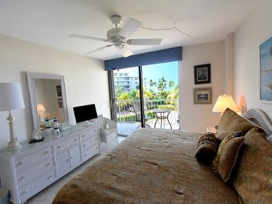 Marco Island Condo 924002