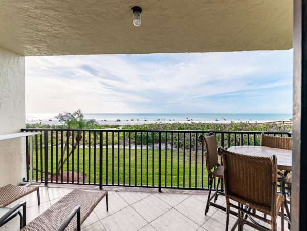Marco Island Vacation Rental - Florida Gulf Coast Beachfront Condo