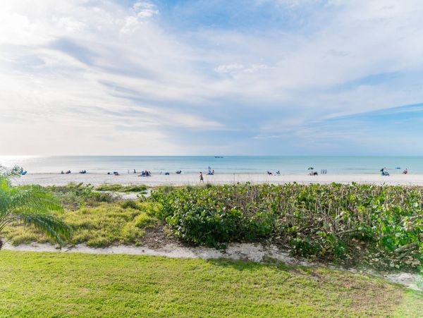Marco Island Vacation Rental - Florida Gulf Coast Beachfront Condo