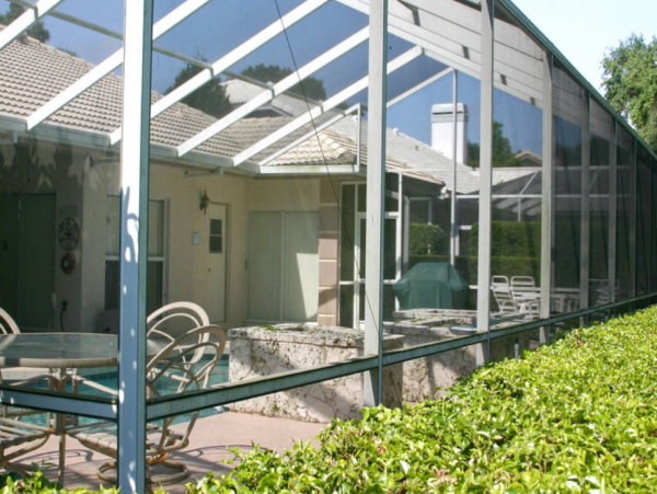 Lovely 3 Bedroom Pool Home