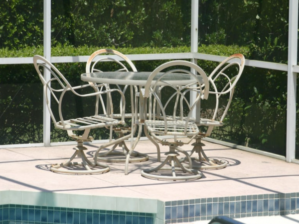 Lovely 3 Bedroom Pool Home
