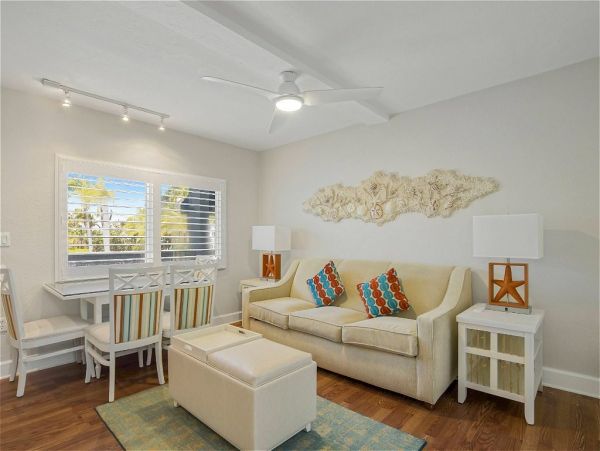On Beach Siesta Key Vacation Condo Two Bedroom