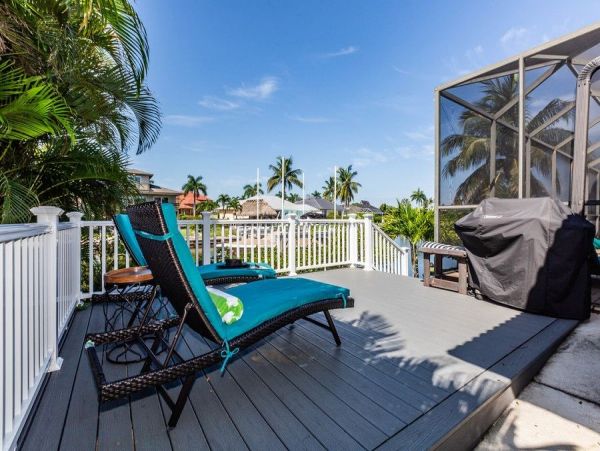 Marco Island Luxury Waterfront Vacation Rental  Private Pool, Spa & 4 Bedrooms