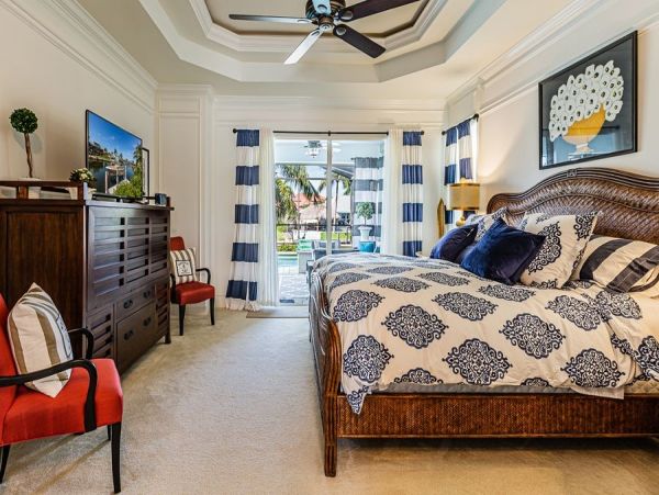 Marco Island Luxury Waterfront Vacation Rental  Private Pool, Spa & 4 Bedrooms
