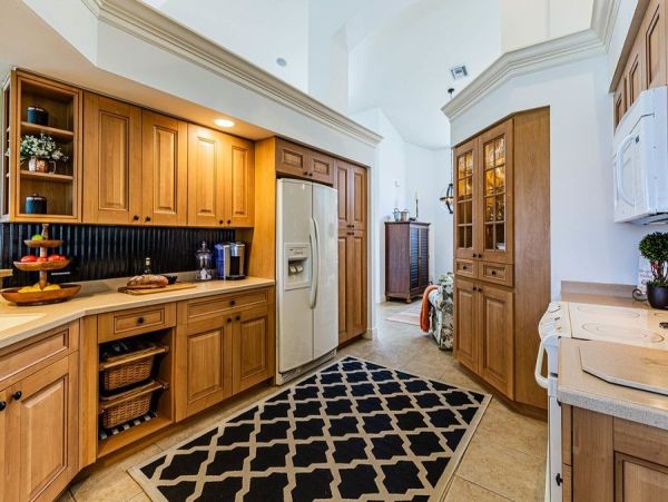 Marco Island Luxury Waterfront Vacation Rental  Private Pool, Spa & 4 Bedrooms