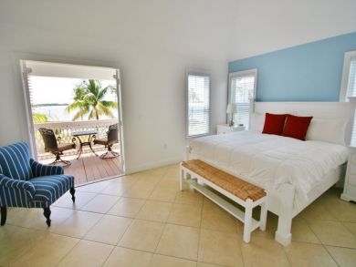 Marathon Vacation Home Sleeps Six Guests