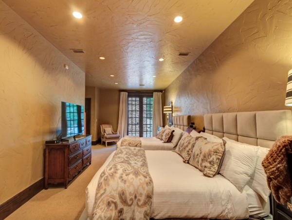 Luxury Vacation Home in Breckenridge Sleeps 20 Guests