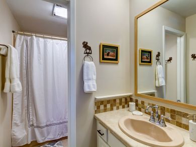 Breckenridge Home 924121 Breckenridge Home 924121