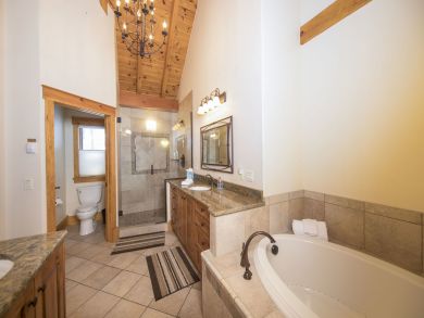 Breckenridge Home 924122 Breckenridge Home 924122