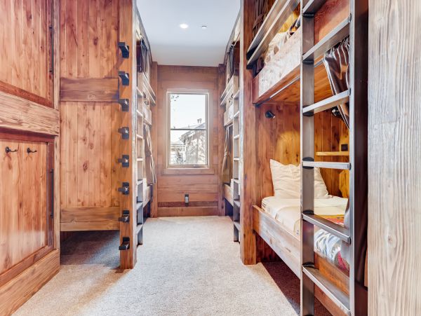 Elite Walk to Lift Chalet with Mountain Views & Hot Tub!