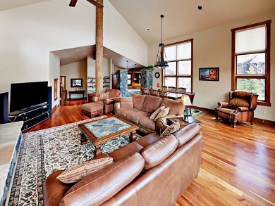 Four Bedroom with Private Balcony and Golf Views Four Bedroom with Private Balcony and Golf Views