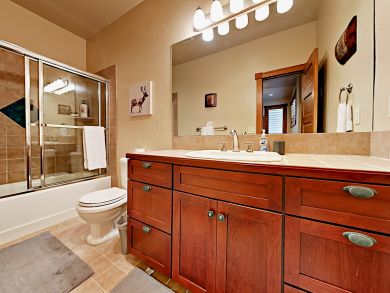 Four Bedroom with Private Balcony and Golf Views Four Bedroom with Private Balcony and Golf Views