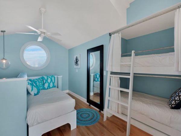 Pensacola Beach 4 Bedroom Vacation Home Sleeps 16 Guests