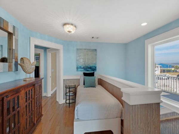 Pensacola Beach 4 Bedroom Vacation Home Sleeps 16 Guests