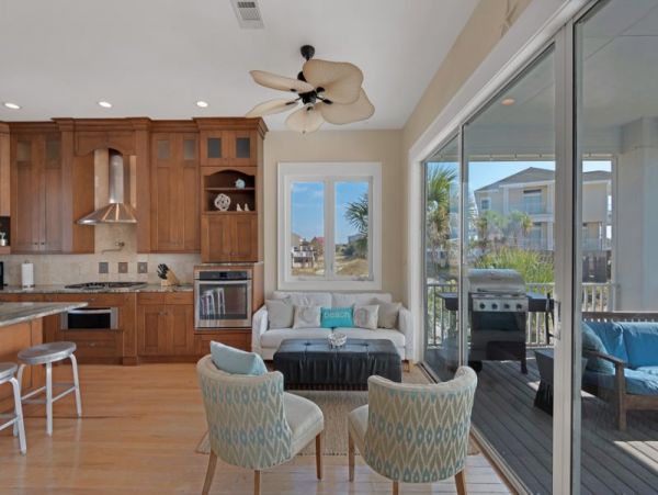 Pensacola Beach 4 Bedroom Vacation Home Sleeps 16 Guests