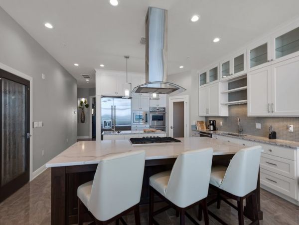 Luxurious Gulf-Front Townhome in Pensacola Beach