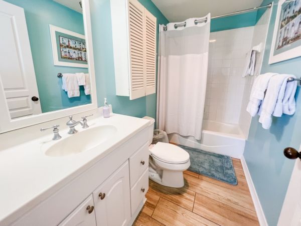 Pensacola Beach Vacation Accommodation on Beach
