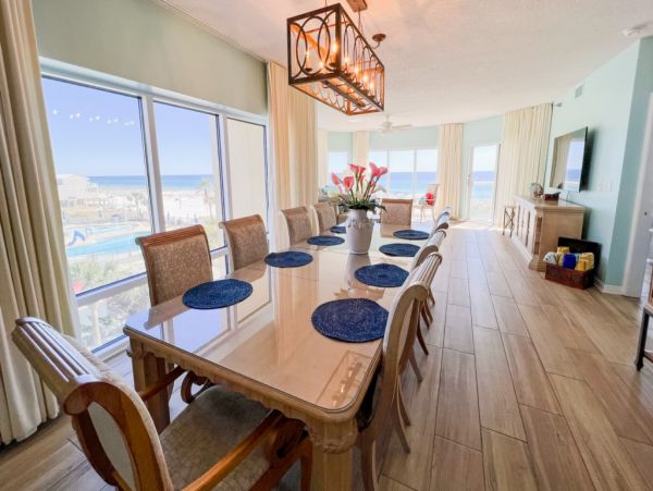 Pensacola Beach Vacation Accommodation on Beach