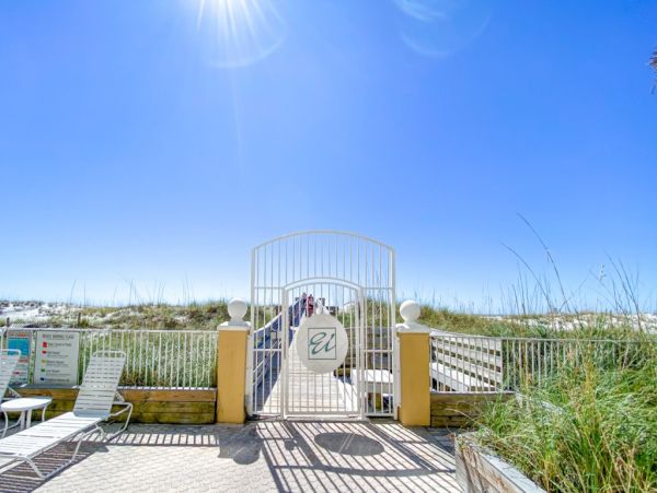 Pensacola Beach Vacation Accommodation on Beach