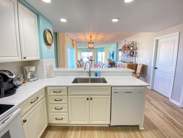 Pensacola Beach Vacation Accommodation on Beach