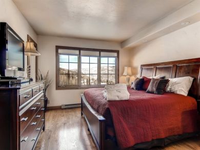 Beaver Creek Vacation Condo Sleeps Six Guests. Beaver Creek Vacation Condo Sleeps Six Guests.