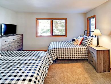 Beaver Creek Vacation Home Sleeps Eight Guests