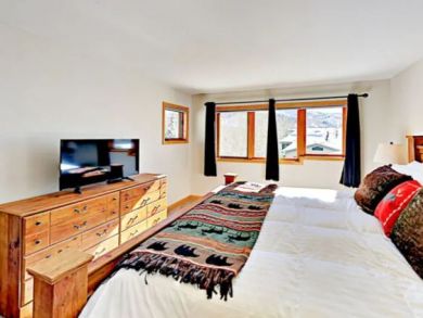 Beaver Creek Vacation Home Sleeps Eight Guests