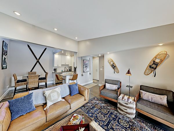 Three Bedroom Mountain View Rental Condo in Avon