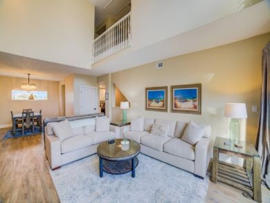 Beachside Three Bedroom Townhome in Pensacola Beach
