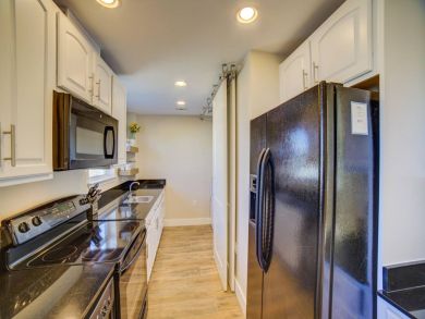 Beachside Three Bedroom Townhome in Pensacola Beach