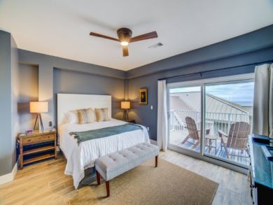 Beachside Three Bedroom Townhome in Pensacola Beach