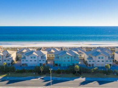 Beachside Three Bedroom Townhome in Pensacola Beach