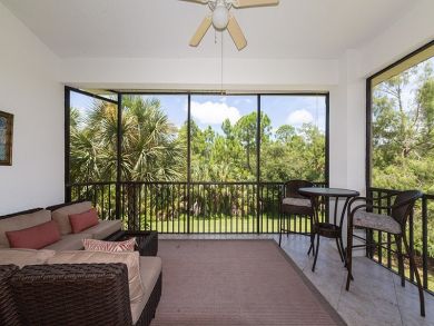 Naples Three Bedroom Vacation Home, Sleeps Six Guests