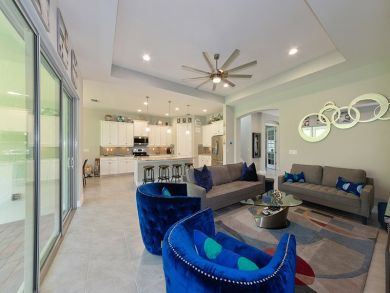 Three Bedroom Single Family Home in Naples