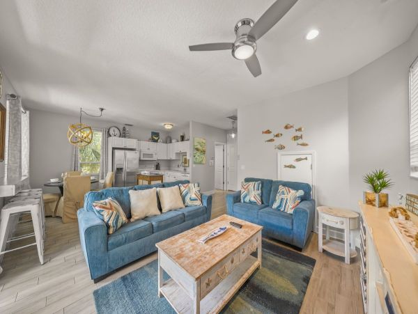 Siesta Key Vacation Home Three Bedrooms Walk to Beach