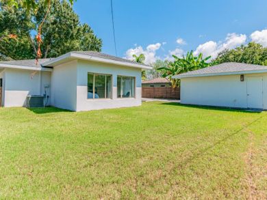 Sarasota Vacation Rental Home Three Bedrooms Sleeps 6