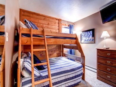 Breckenridge Vacation Condo 3 Bedroom 2 Bathrooms Sleeps 9