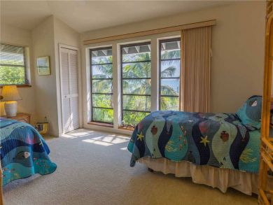 Bay Beachfront Two Bedroom Cottage in Captiva