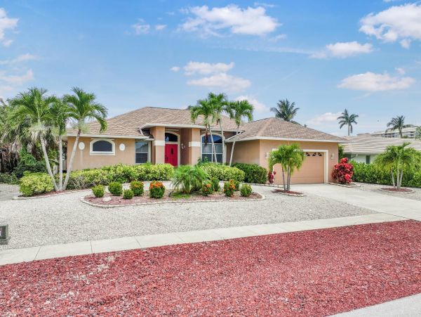 3 Bedroom Marco Island Vacation Home Private Pool