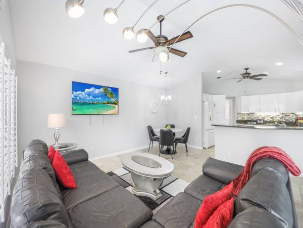 3 Bedroom Marco Island Vacation Home Private Pool