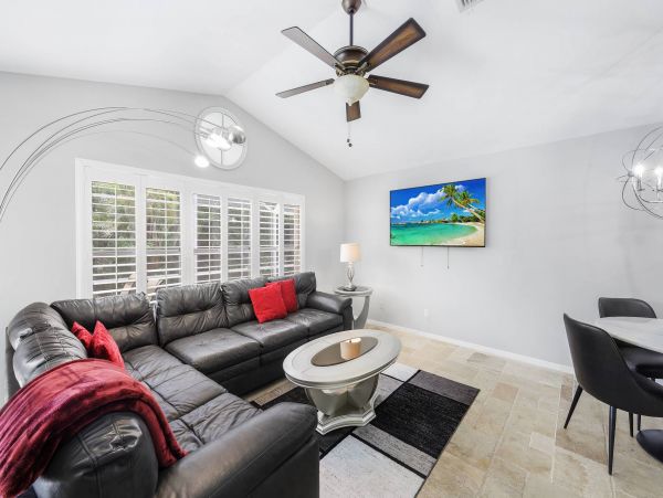 3 Bedroom Marco Island Vacation Home Private Pool