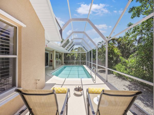 3 Bedroom Marco Island Vacation Home Private Pool